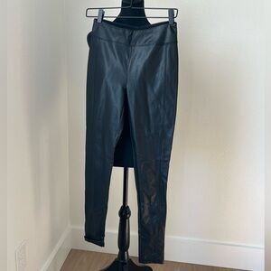 Vylette Black High Rise Faux Leather Leggings size S